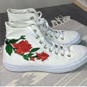 Converse 8.5 - wore once!